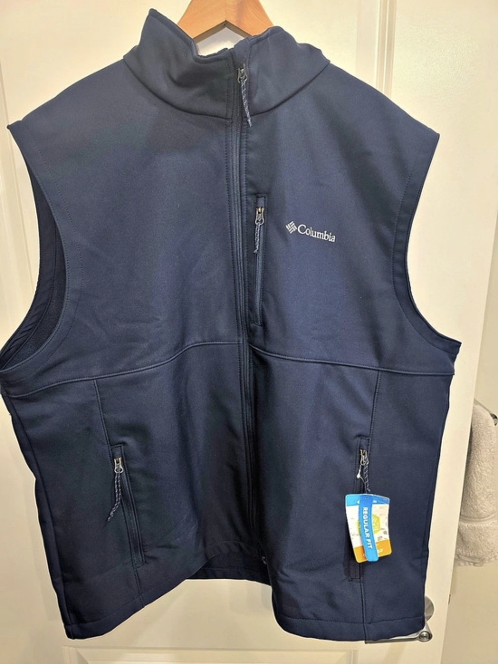 Columbia Ascender Softshell Vest Softshell Vest in Black XXL NWT